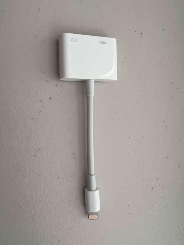 Apple Lighting to HDMI Digital AV Adapter A1438