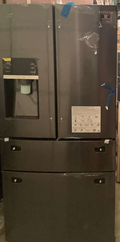 Samsung RF25HMEDBSG 24.73-cu ft 4 Door Refrigerator with Ice Maker (Fingerprint-Resistant Black Stainless Steel) ENERGY STAR