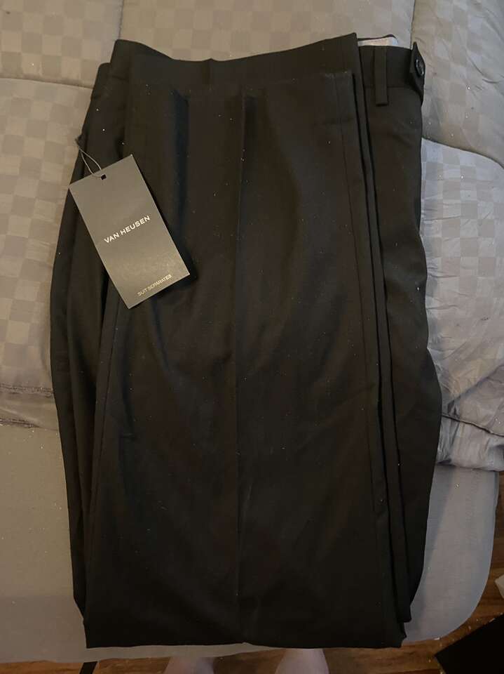 Van Heusen Black 46x32 Pants New With Tags