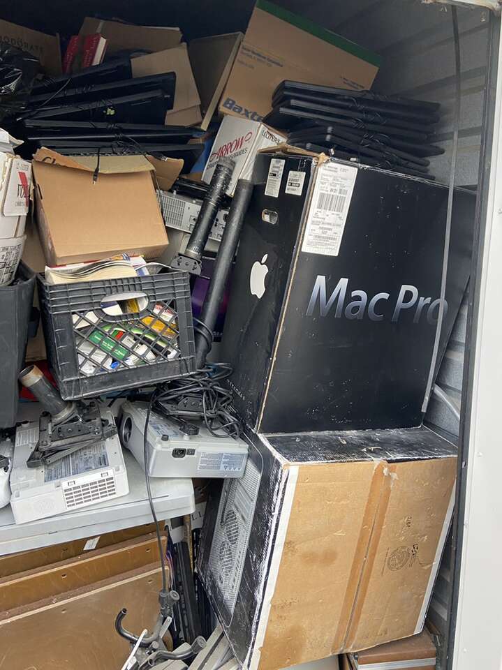 Garage Mac/PC Vinyls Comics W&D Projectors