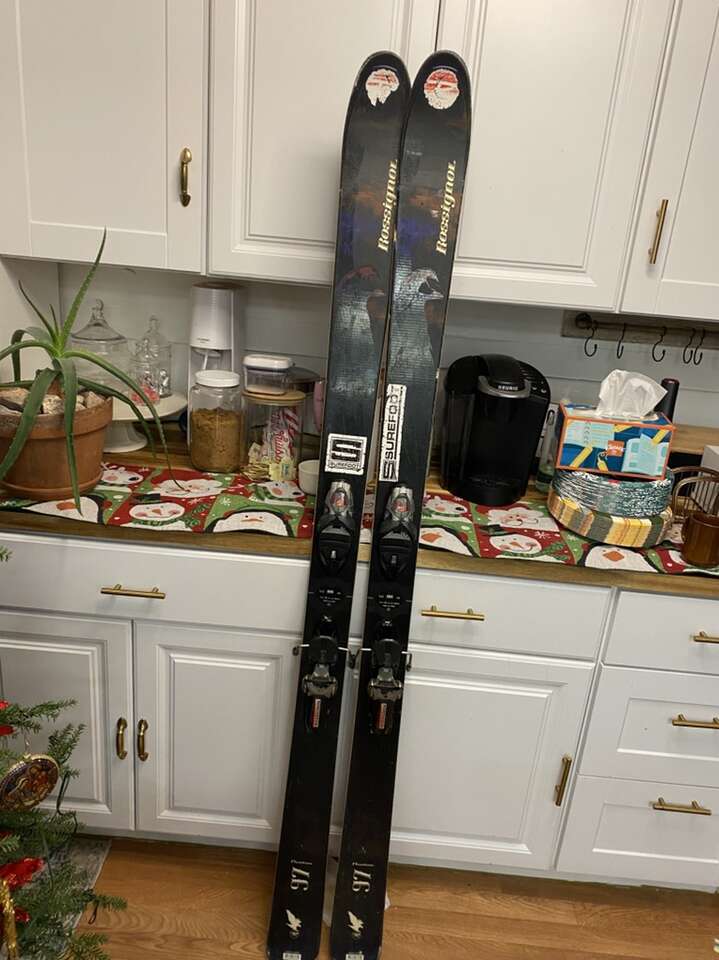 Rossignol 186cm Skis With Bindings