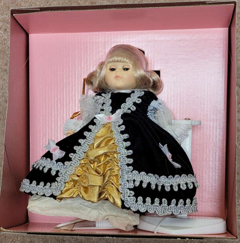 New 8" Ginny Marie Antoinette Doll #71-2040