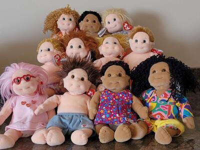 Lot of 11 NEW Ty Beanie Kids/ All born prior to 1998