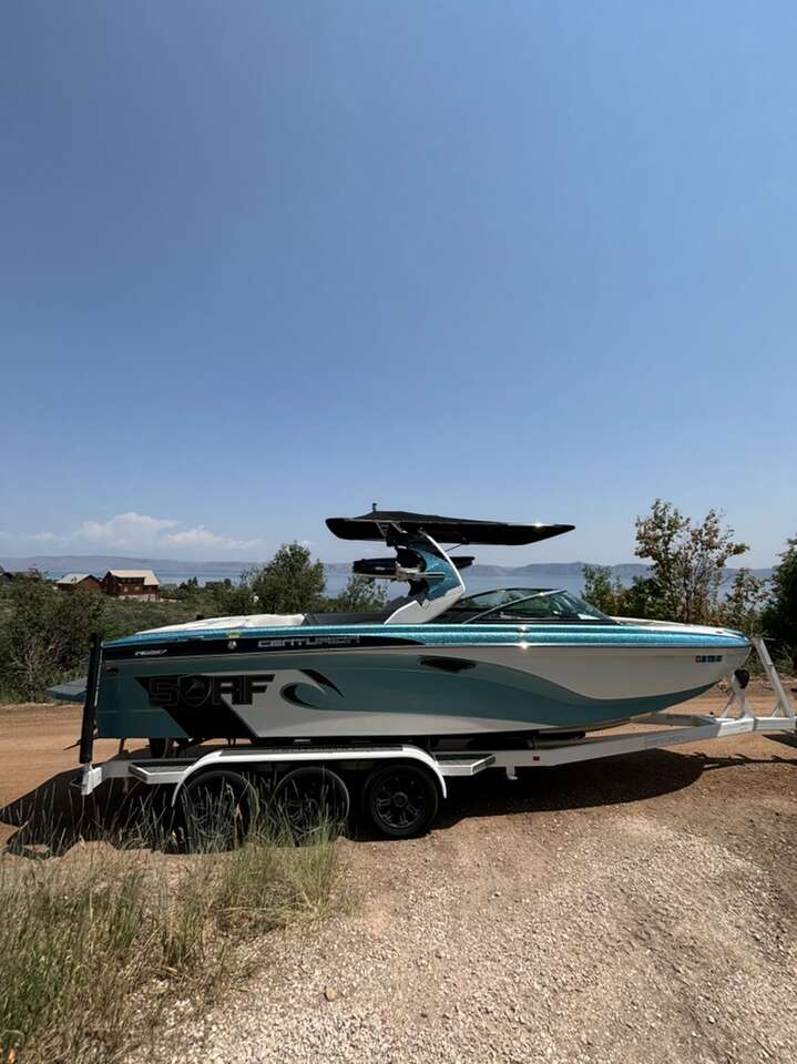 Surf Boat Rental - Best Wave On The Market 18 Pass