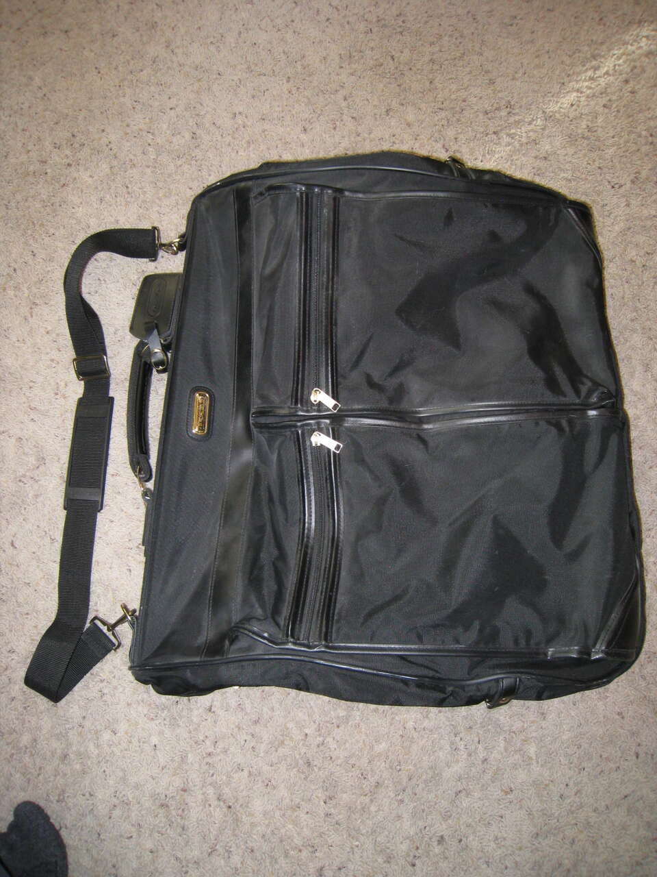 Garmet Travel Bag