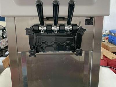 Ice Cream Machine Rental