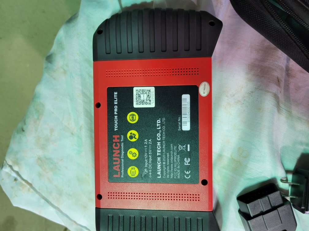 Launch obd 2 code reader