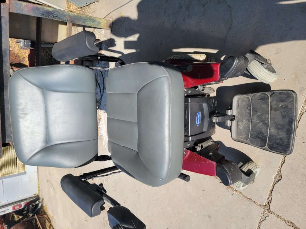 Pinto by Jazzy electric wheelchair