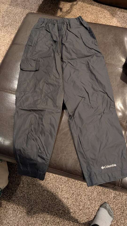 Columbia Rain pants, kids extra small