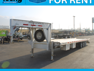 30' Gooseneck Trailer