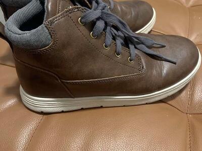 Boys Brown Shoes Size 6