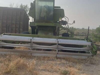 John Deere 95 Combine For Parts