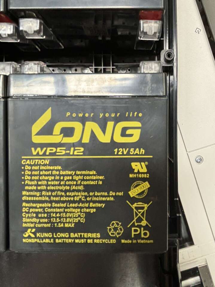 12 - 12 volt 5.4Ah ups batteries new Fully charged