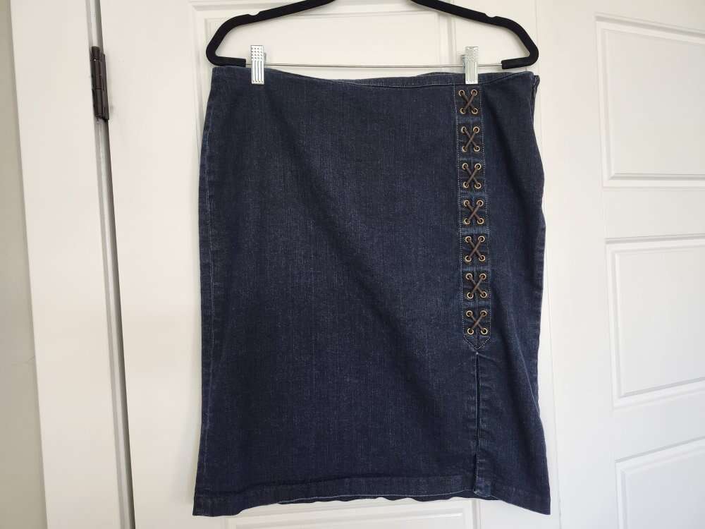 Ralph Lauren Size 14 Dark Denim Pencil Skirt