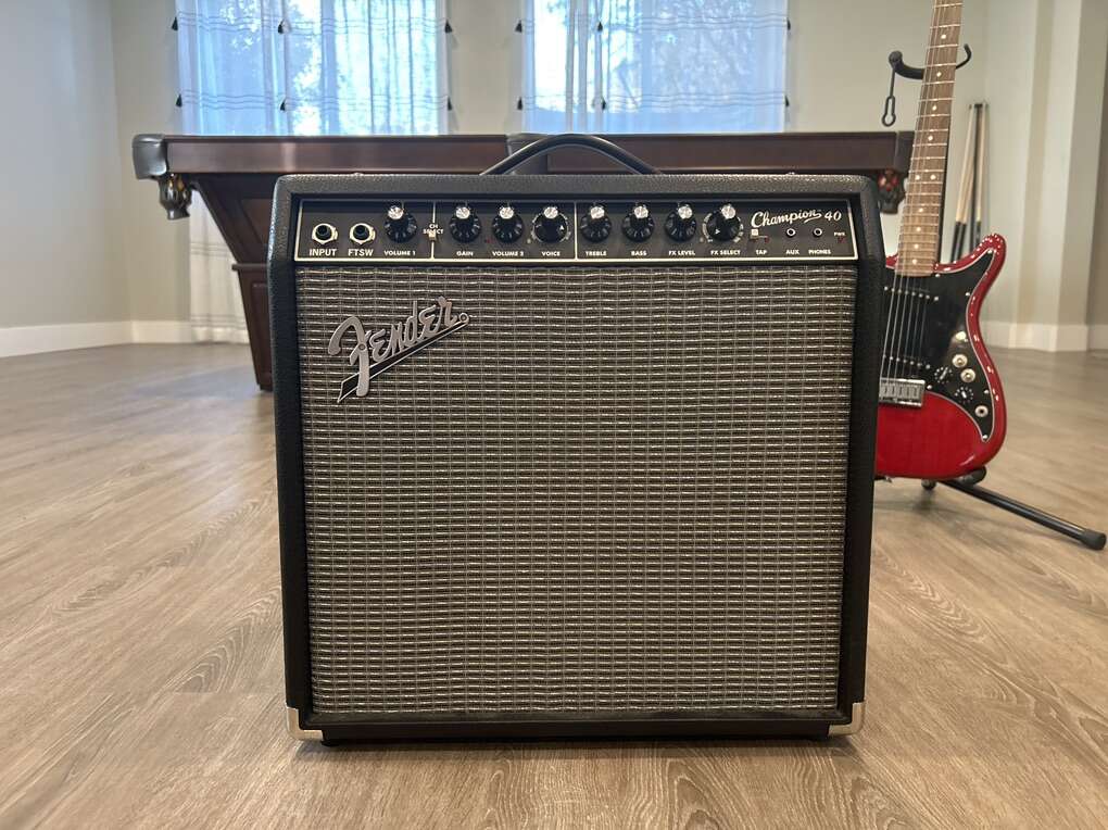 Fender 40 Champion Amp - 120V