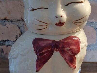 Vintage Shawnee Puss N Boots Cookie Jar