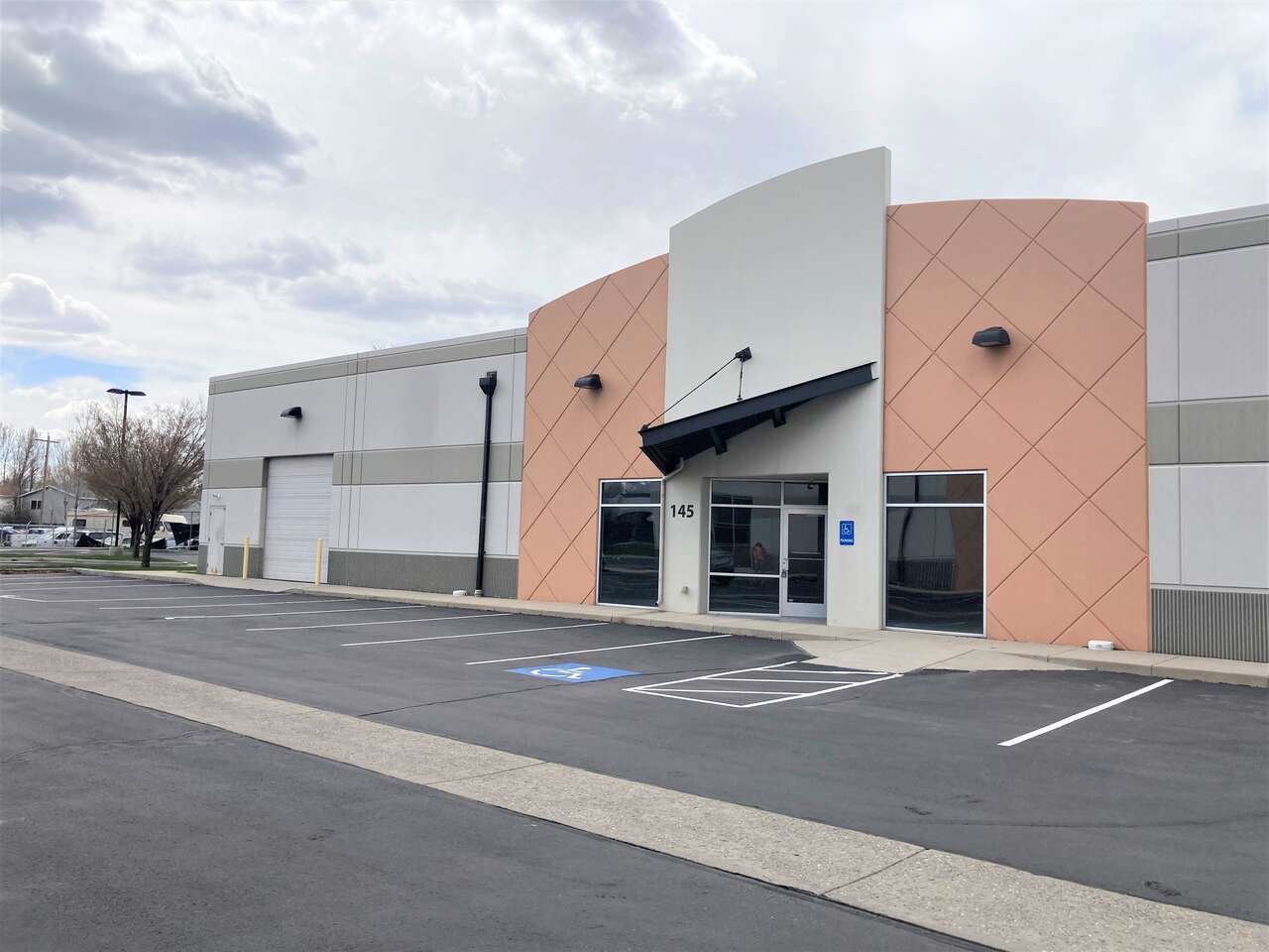 North Park Industrial | 8,100 SF
