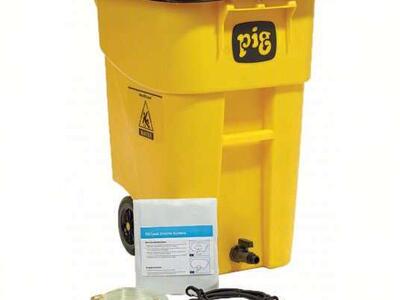 PIG Mobile Roof Diverter Kit: 5 ft x 5 ft, Straps Leak Diverter Mounting, Brass/Polyester/PVC, Clear