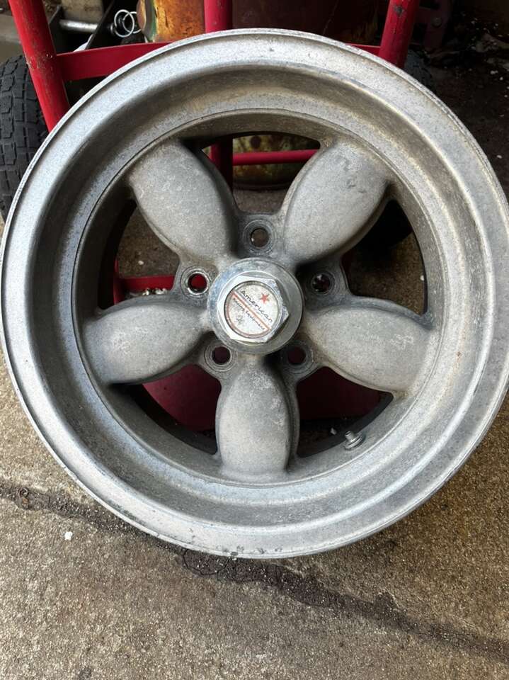 True Magnesium Americam Racing Rims!!!!! Mag