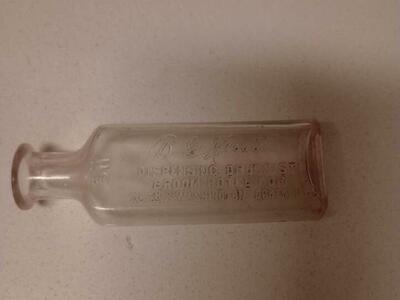 BG Kuoth Dispensing Druggist Bottle