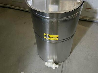 For Rent Honey Extractor