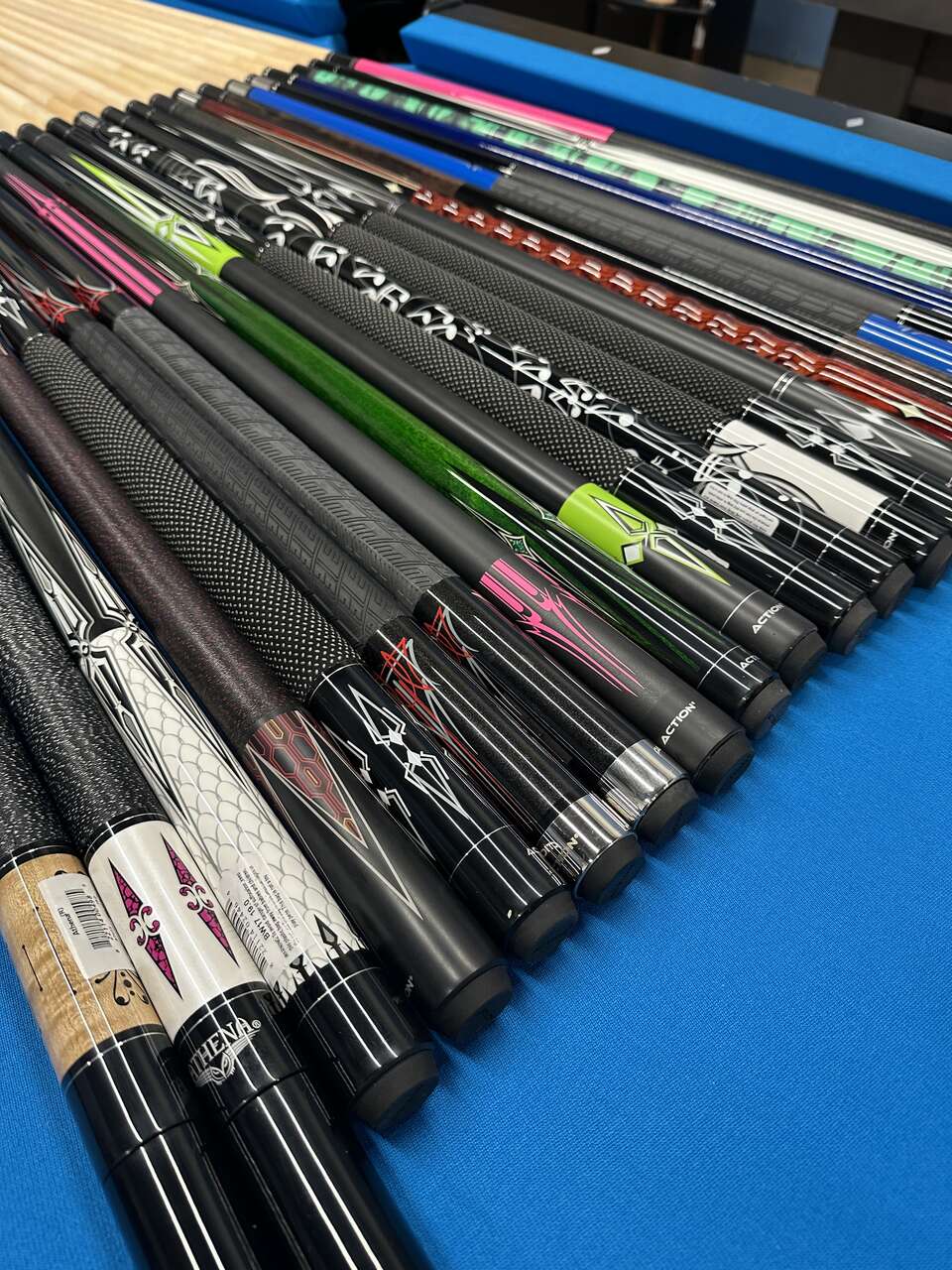 Best Prices on cue's and Accessories