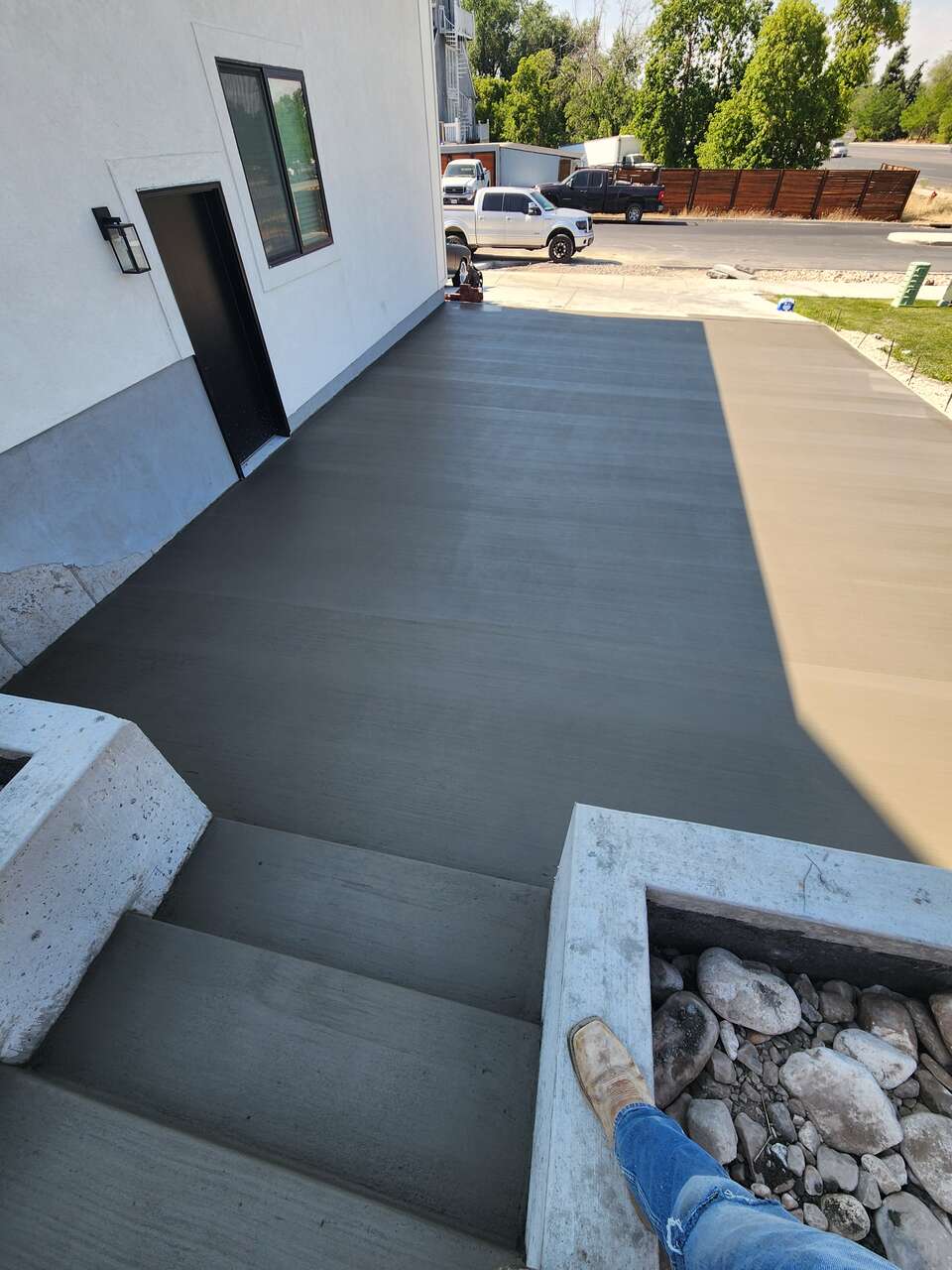 Concrete Flatwork | Concrete Patio | Concrete Cutting | Concrete Walls | Remodeling | Finishing