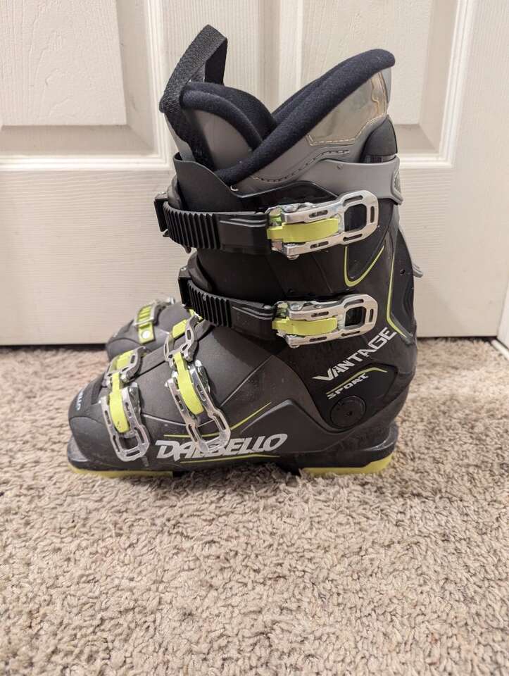 Dalbello Ski Boots Size 25.5