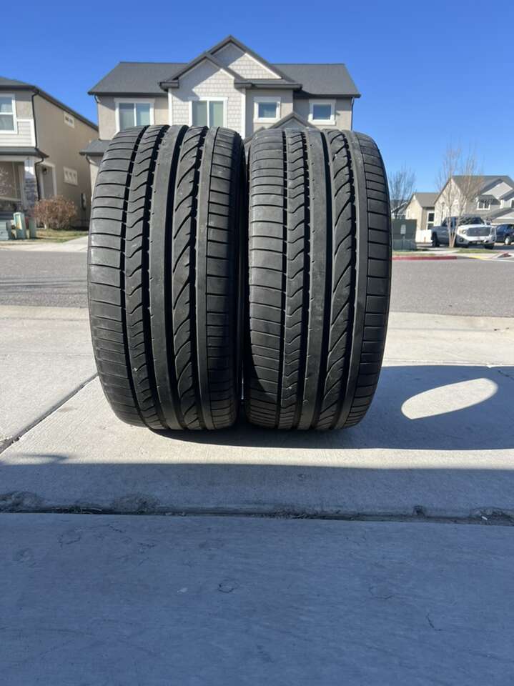 275/40R20 bridgestone duler 9-10/32