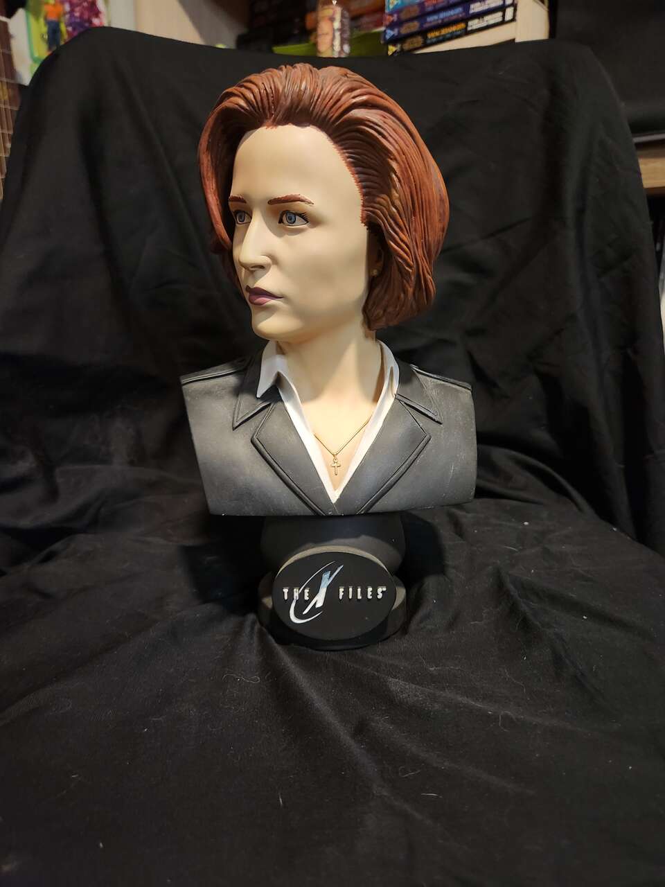 X-files Dana Scully Sculpture