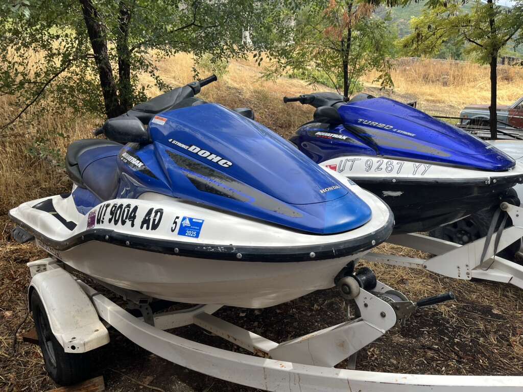 2 Honda Aquatrax With trailer