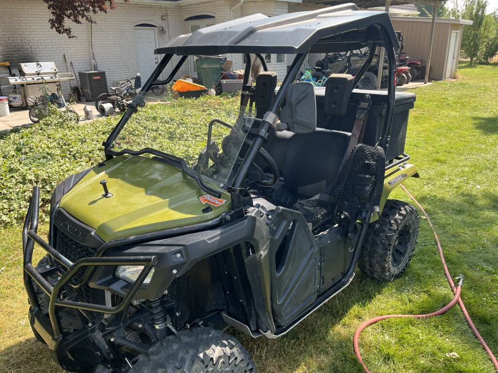 2017 Honda Pioneer 500 4x4 Automatic Or Manual