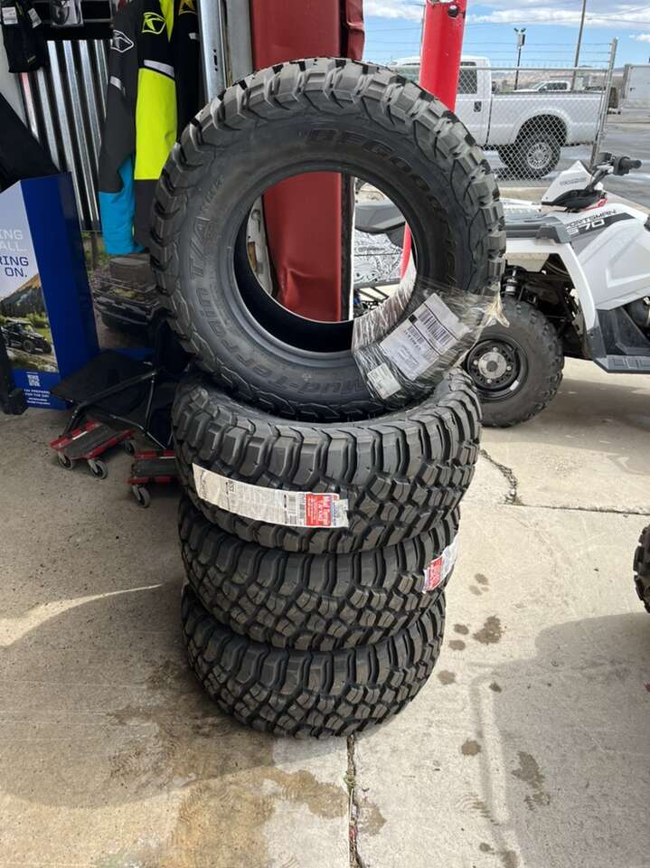 BFG KM3 Tires 27x11r14