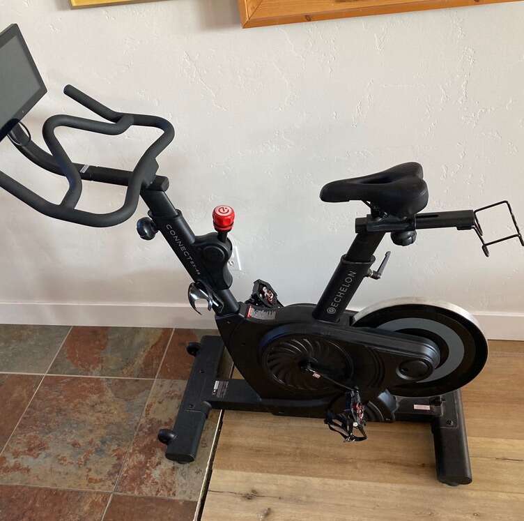 echelon ex 4s vs peloton