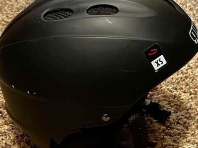 Giro Ski/Snowboard Helmet S4 model