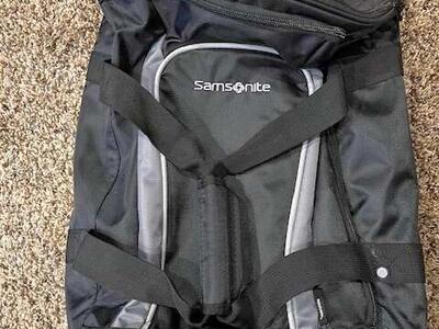 Samsonite Travel Duffle with wheels