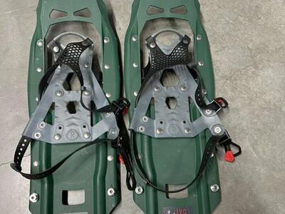 2 Rights - MSR EVO Snowshoes - 2 Rights