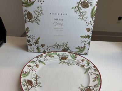 Pottery Barn Forest Gnome Dinner Plates Set Of 4