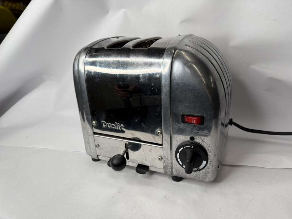DUALIT 2-Slice Toaster - Chrome - Made In England