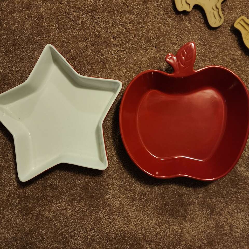 Chantal Pie / Baking Dishes