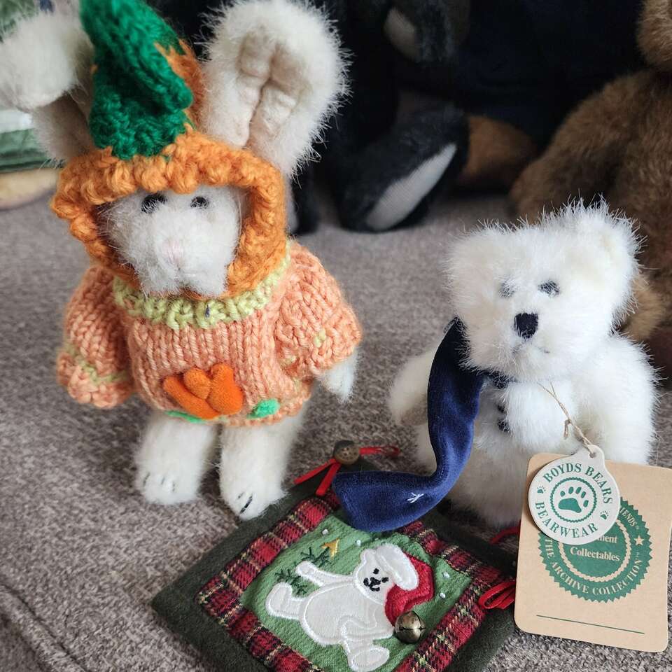 Boyd's Bears Three Pieces