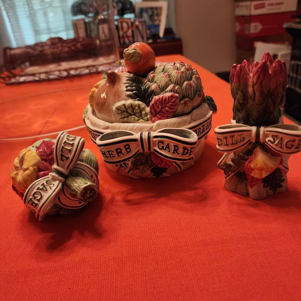 Fitz and Floyd Herb Garden