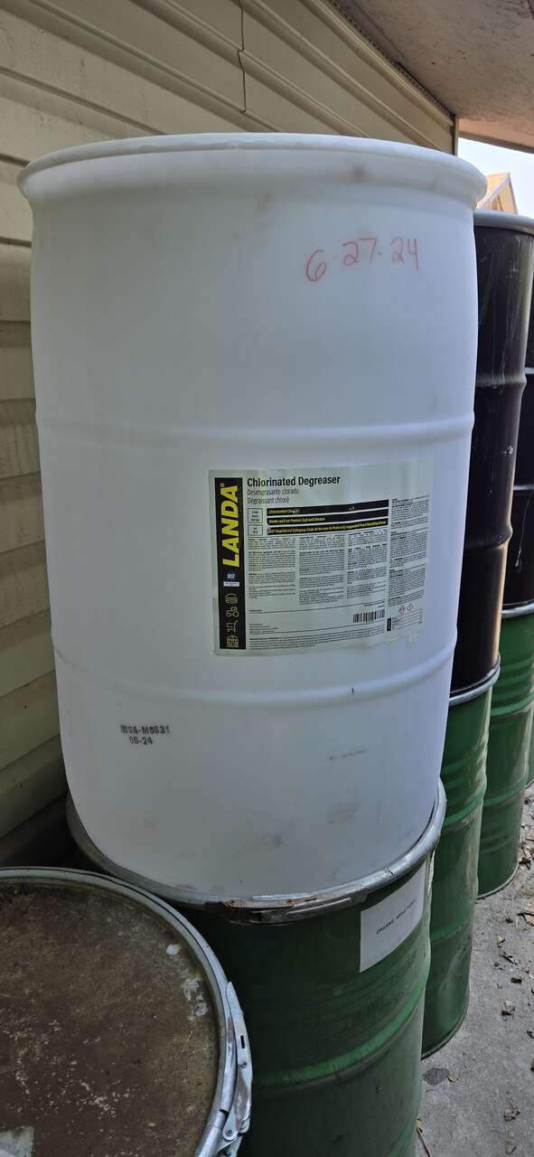 55 gallon closed top white poly barrels