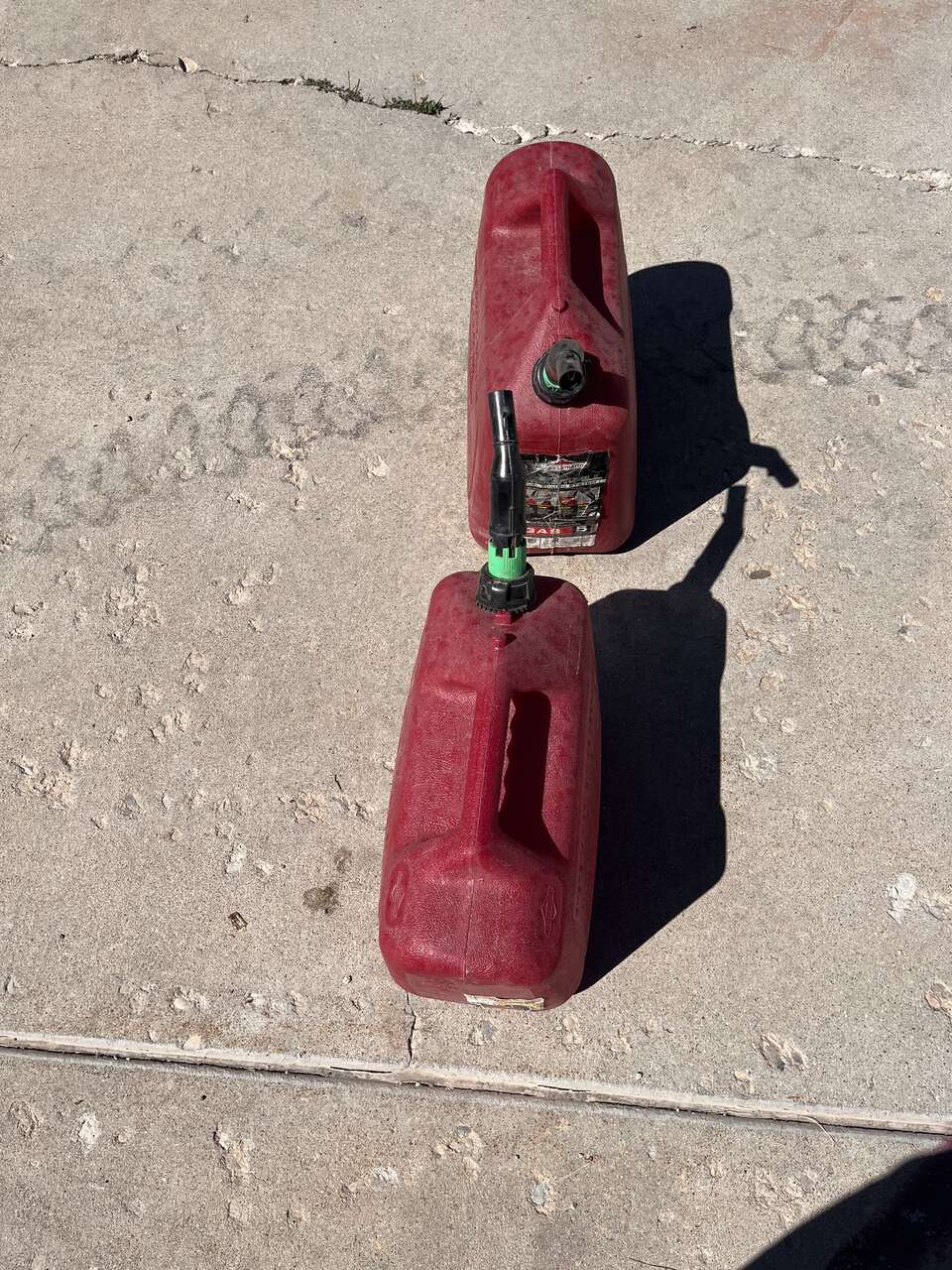 5 gallon gas cans