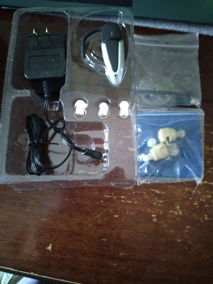 RECHARGEABLE SOUND AMPLIFIER