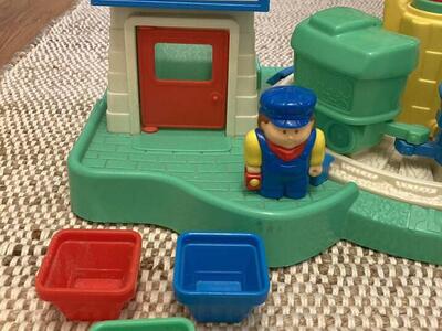VNTG Playskool Toddler Push n’ Go Train Set Toy