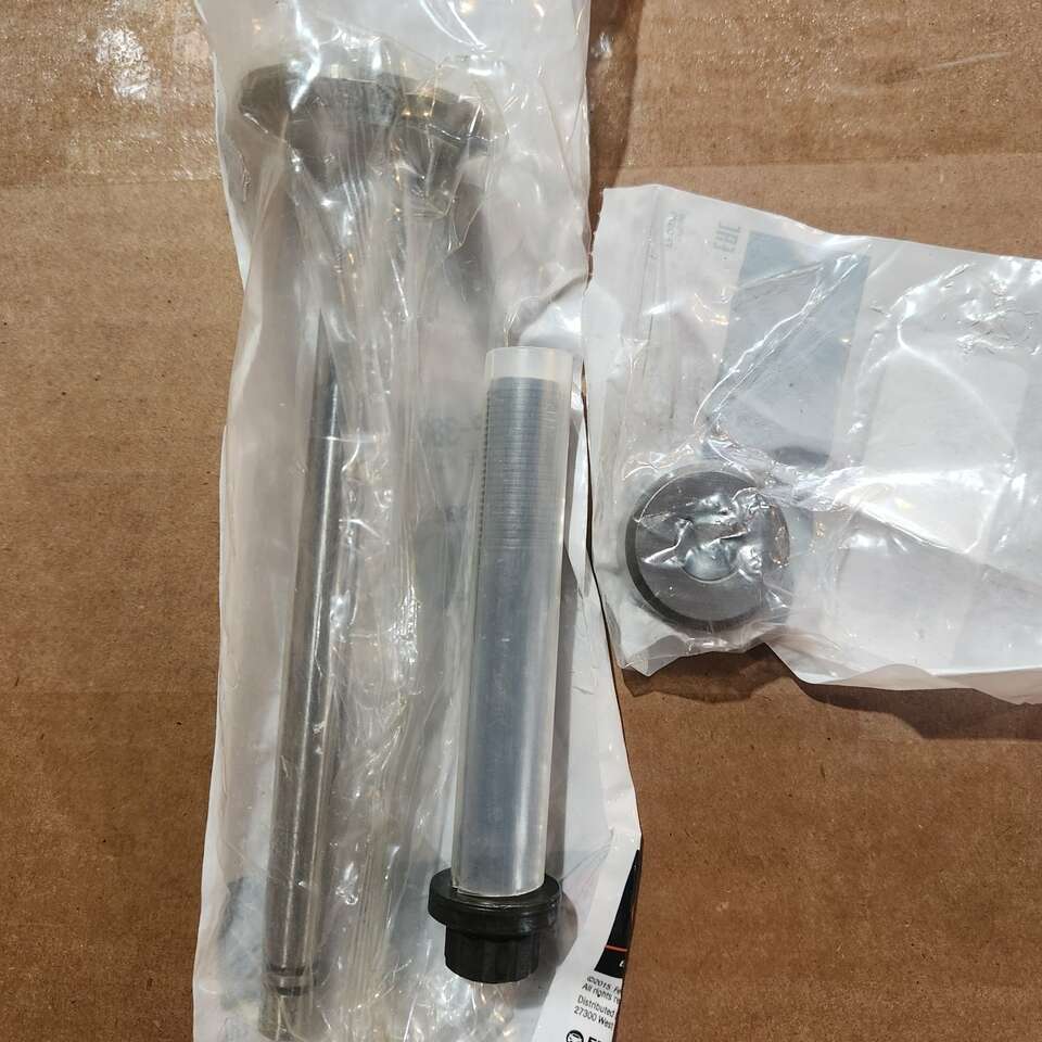 Cummins 855 Valves, Rollers, and Rod bolts