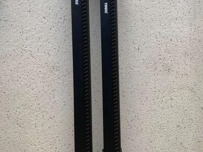 Thule AeroBlade Edge 7502 - Medium & 7501 Small