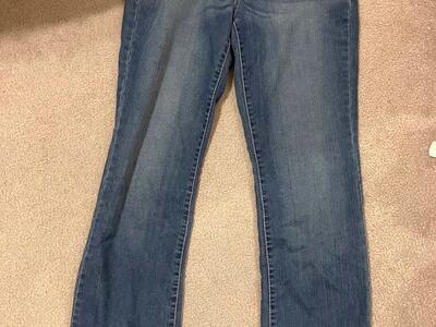 Old Navy Women’s Flirt Jeans Size 10