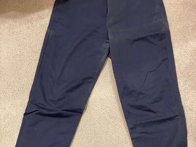 Women’s Dockers Flat Front Blue Khakis 14s